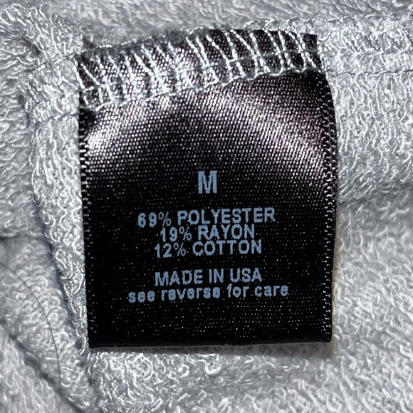 Le lis women’s cold shoulder light weight thin sweatshirt size medium - Picture 4 of 10